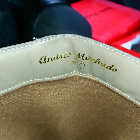 Andre's Machado - Picture 4 of 8